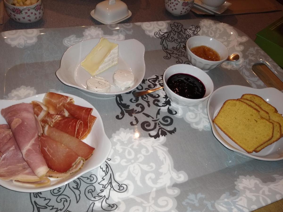Les Agapanthes Bed & Breakfast Camphin-en-Pevele Ngoại thất bức ảnh